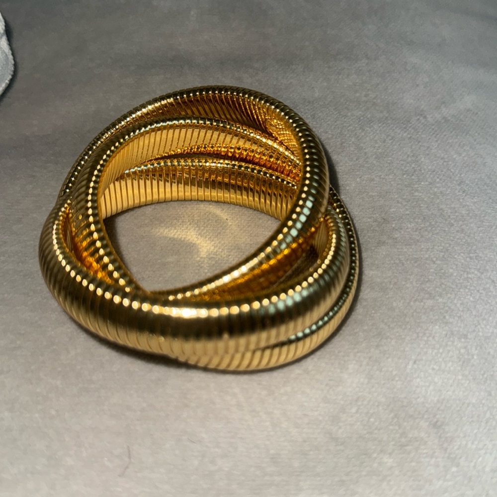 Infinity multi layer chunky bracelet 3 rings - gold